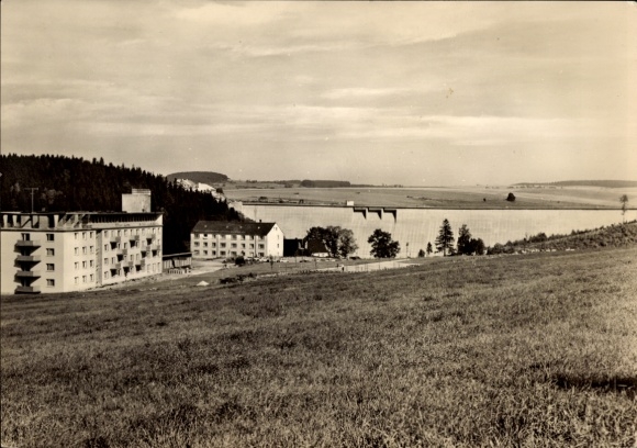 Ak Rauschenbach Neuhausen im Erzgebirge, Erholungsheim "Paul Gruner", Landschaft mit Wasser, Gebä