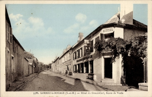 Ak Lorrez-le-Bocage Seine et Marne, Hotel du Grand Cerf, Route de Voulx