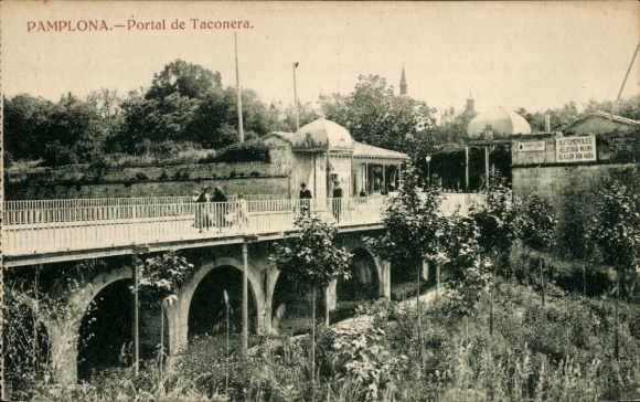 Postcard Pamplona Navarra, Taconera portal