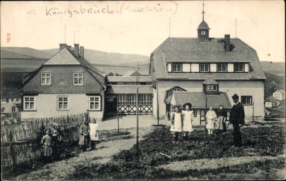 Photo Postcard Königsbrück in Upper Lusatia, house, children, man