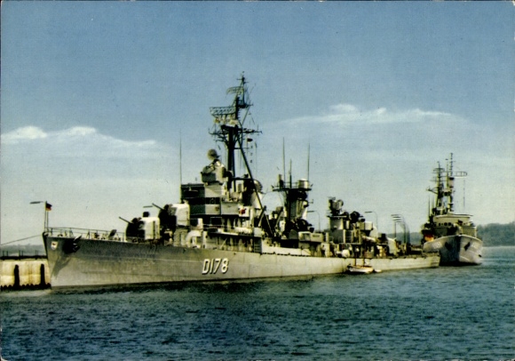Postcard ship of the German Navy, at the Tirpitzmole Kiel, guided missile destroyer Rommel, D 178, Z 4