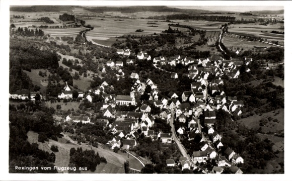 Ak Rexingen Horb am Neckar, Luftaufnahme von  viele Häuser, Landwirtschaft, hügelige Landschaft