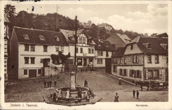 Postcard Idstein in Taunus Hessen, part of the market square, fountain