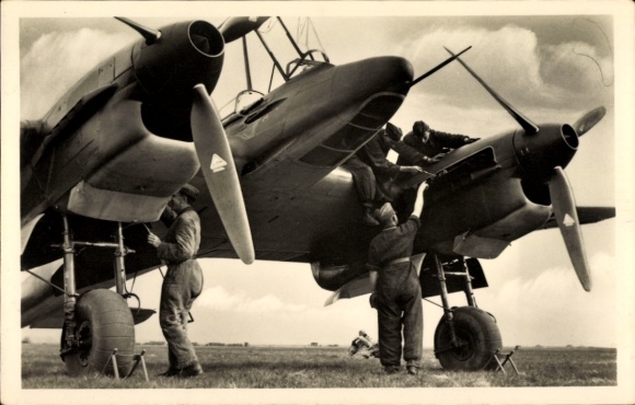 Postcard German military aircraft, destroyer Focke-Wulf Fw187, Luftwaffe