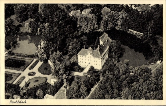Ak Heroldsbach in Oberfranken, Wasserschloss Thurn, Fliegeraufnahme