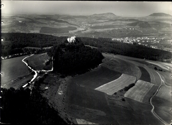 Foto Donzdorf in Württemberg, Ruine Scharfenberg, Fliegeraufnahme