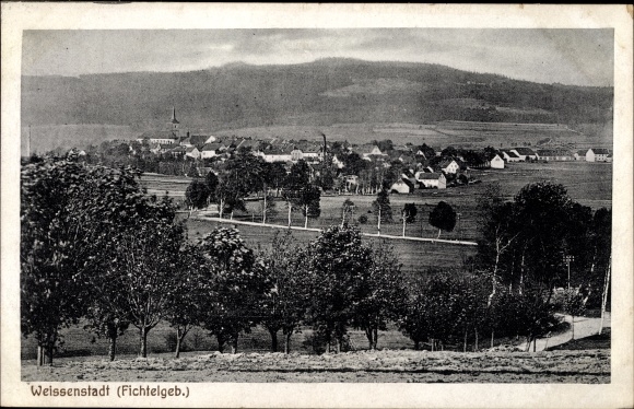 Postcard Weißenstadt in the valley of the Eger Fichtelgebirge, general view