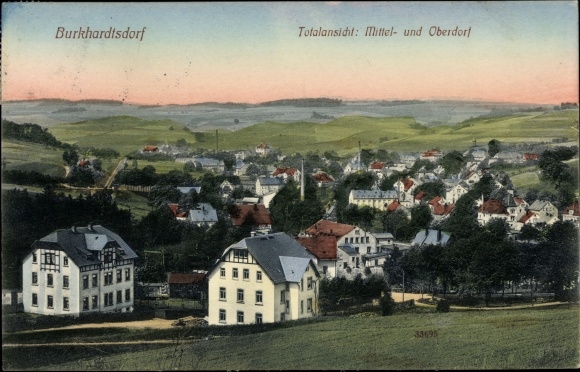 Ak Burkhardtsdorf im Erzgebirge, Totalansicht Mittel- und Oberdorf