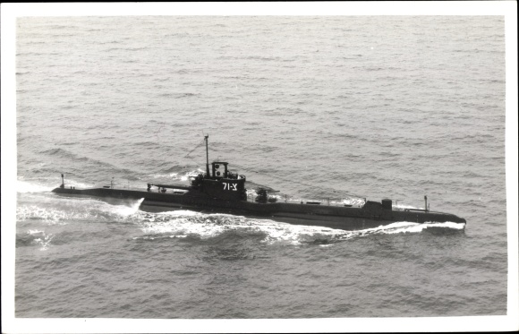 Photo Dutch submarine, Onderzeeboot O 71 X