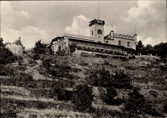 Postcard Radebeul in Saxony, HO Berggaststätte Friedensburg