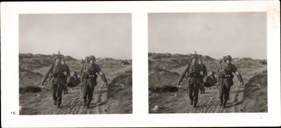 Stereo image photo &quot;The Battle in the West&quot;, No. 15 medics in the firing range at Dunkirk