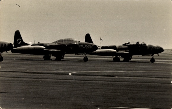 Photo military aircraft, military