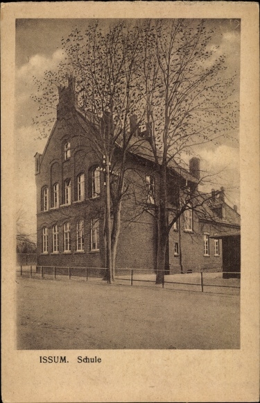 Postcard Issum am Niederrhein, school