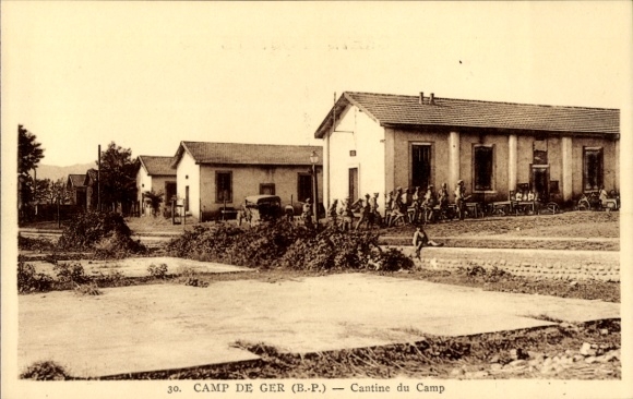 CPA Ger Pyrénées-Atlantiques, Cantine du Camp