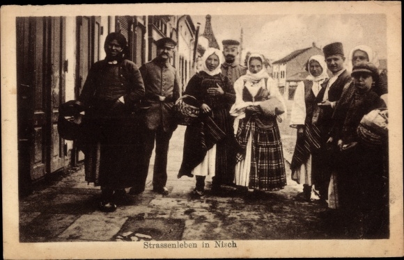 Postcard Niš Niš Serbia, street life, residents in folk costumes