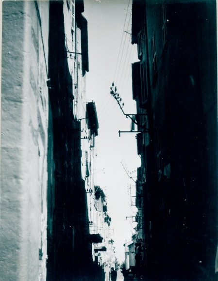 Photo Cassis Bouches du Rhone, alley in the city