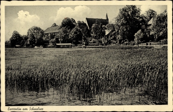 PC Zarrentin am Schaalsee, view of the town, lake party
