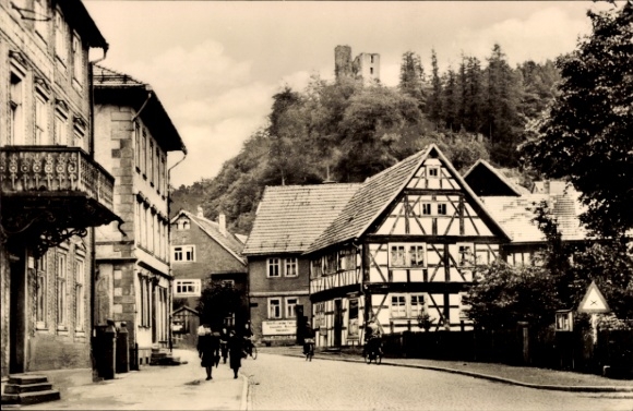 Postcard Steinbach Hallenberg in Thuringia, part of the main street, half-timbered house