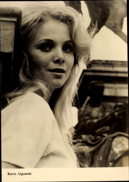 Postcard actress Karin Ugowski, portrait, Frau Holle, DEFA Film, Progress Starfoto