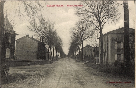 Ak Marainviller Meurthe et Moselle, MARAINVILLER, Route Nationale, Häuser, Bäume, Straße