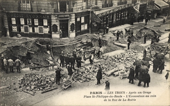 Postcard Paris after a storm, Place St-Philippe-du-Roule, excavation at the corner of Rue de La Boëtie