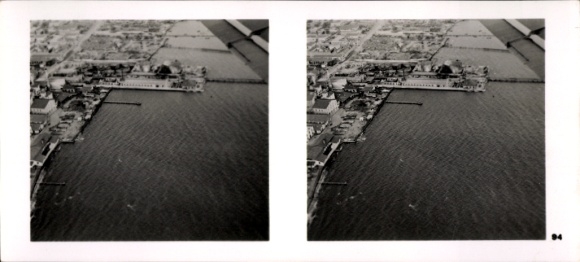 Stereo image photo Flying and Winning No. 94, Port of Saloniki, gas tank after Stuka attack
