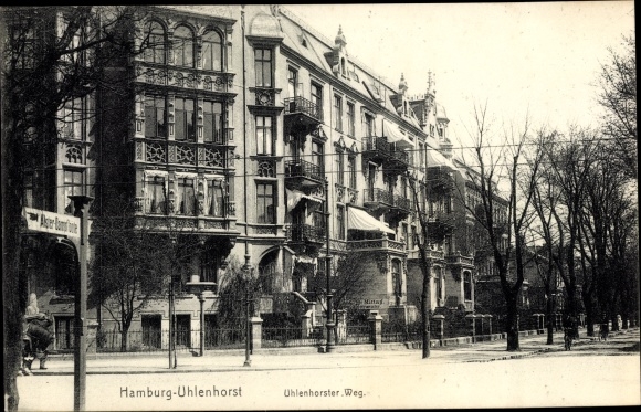 PC Hamburg North Uhlenhorst, Uhlenhorster Weg, houses
