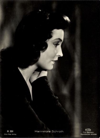 Ak-actrice Hannelore Schroth, profielweergave