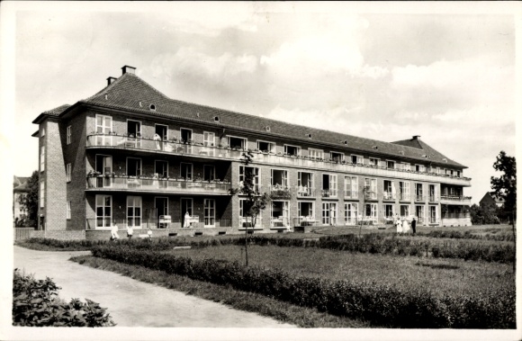 Postcard Berlin Tempelhof Lichtenrade, Children's Hospital, Bahnhofstraße 34-38
