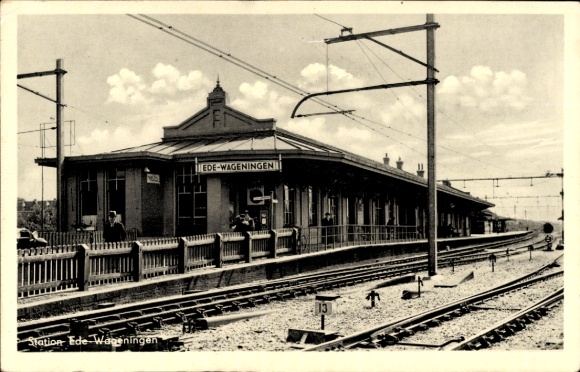 Postcard Ede Gelderland Netherlands, train station