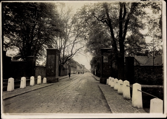 Photo Loitz in Western Pomerania, Demminer Tor, Marktstrasse
