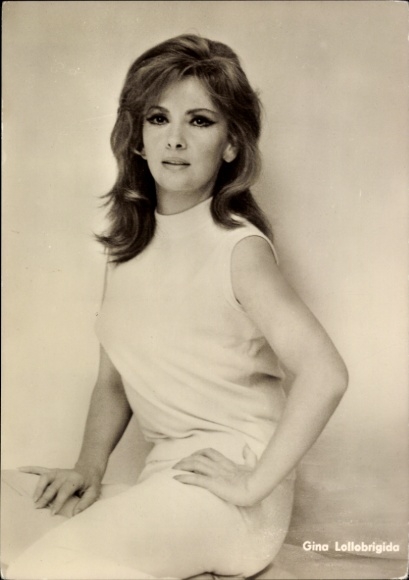 Ak Schauspielerin Gina Lollobrigida, Portrait, Progress Starfoto