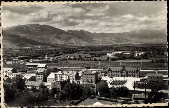 Ak Valencia Stadt Spanien, Landschaft mit Bergen, Stadtansicht, historische Gebäude, Postkarte...