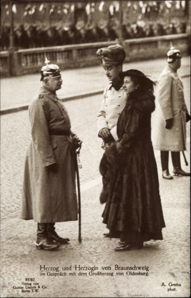 Postcard Duke Ernst August of Brunswick, Princess Victoria Luise of Prussia, Grand Duke Oldenburg