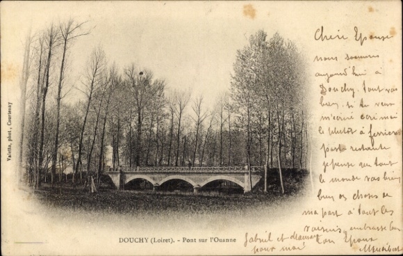 Postcard Douchy Loiret, bridge over the Ouanne
