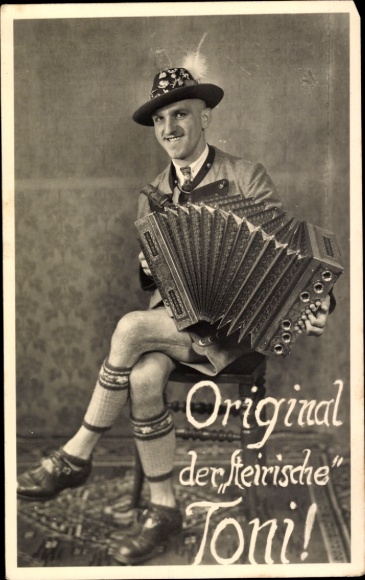 Originele ansichtkaart van de Stiermarkse Toni, klederdracht, accordeon