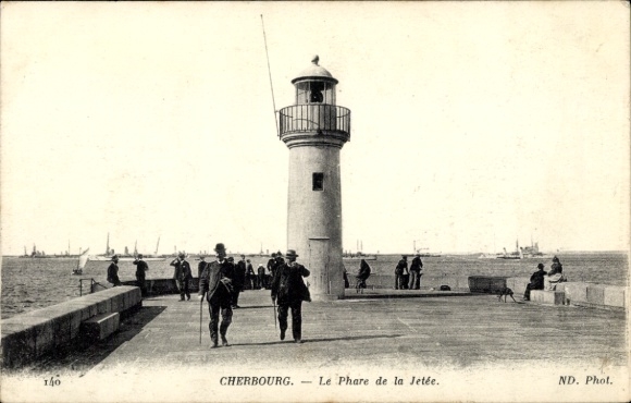 Postcard Cherbourg Manche, lighthouse on the pier