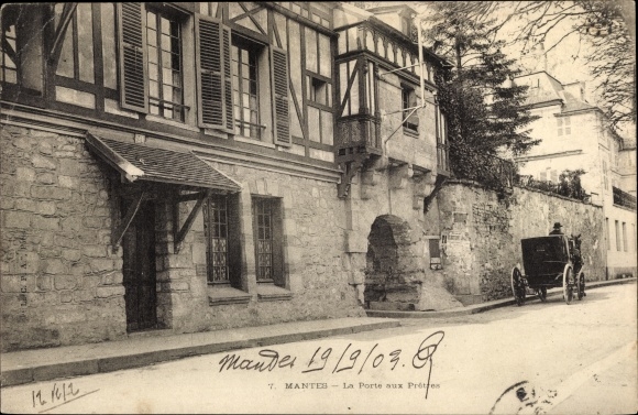 Postcard Mantes Yvelines, The Door to the Priests