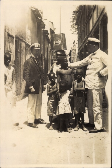 Foto Curaçao Niederländische Antillen Karibik, Deutsche Seeleute, Kinder, um 1920
