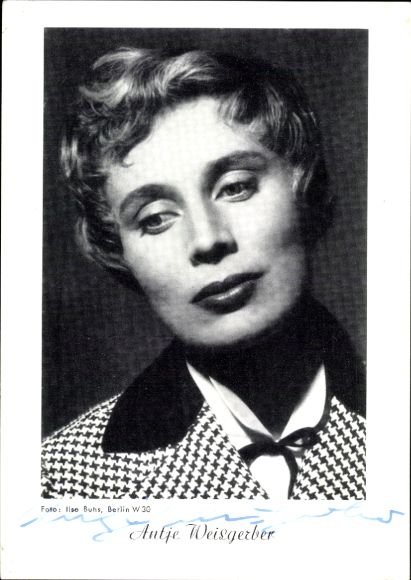 Postcard actress Antje Weisgerber, portrait, autograph