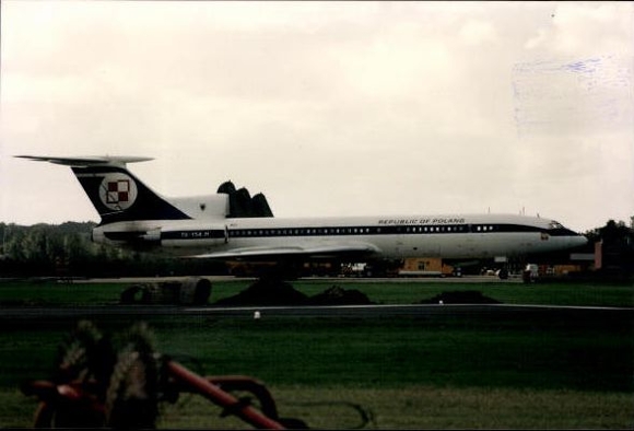 Set von 100 Fotos Flugzeuge und  Hubschrauber