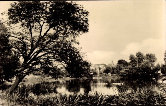 Postcard Pölzig in Thuringia, village pond