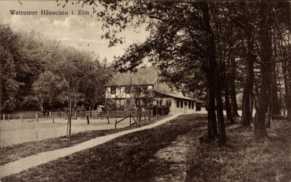 Postcard Schöppenstedt in Lower Saxony, partial view of the Watzumer Häuschen, forest