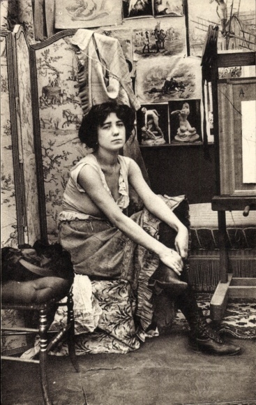 Postcard Parisiennes fin de siècle, Frau in Unterwäsche