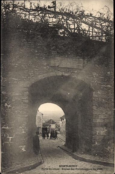Ak Montlhéry Essonne, Porte de Linas