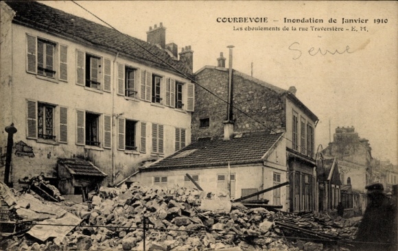 Postcard Courbevoie Hauts de Seine, Inondation de Janvier 1910, Les eboulements de la rue Traversière