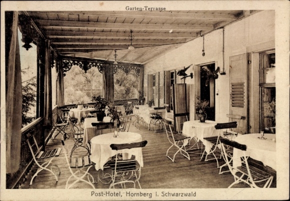 Ak Hornberg im Schwarzwald, Garten-Terrasse, Post-Hotel, Hornberg i. Schwarzwald, Tische und Stüh
