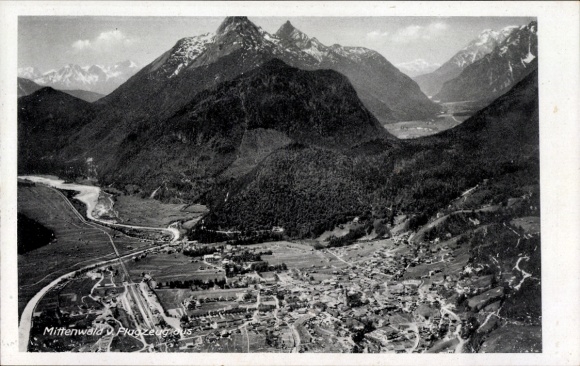 Ak Mittenwald in Oberbayern, Fliegeraufnahme