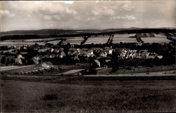 Ak Asbach Obrigheim im Kreis Bad Dürkheim, Blick auf den Ort mit Umgebung