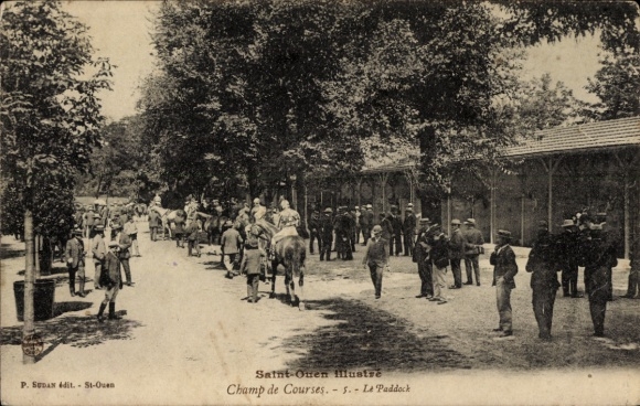Postcard Saint Ouen Marne, visitors at the paddocks of the racecourse